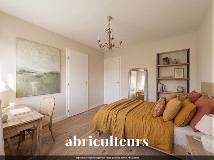 Image No.8-2 Bed House for sale