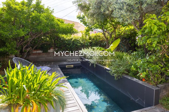 Image No.2-4 Bed Property for sale