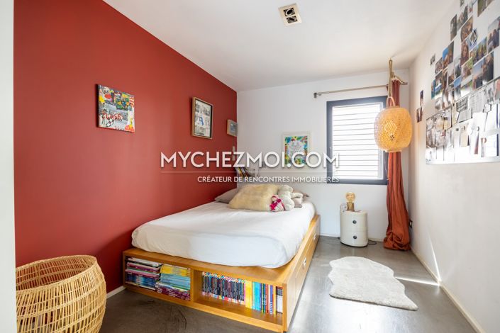 Image No.22-4 Bed Property for sale