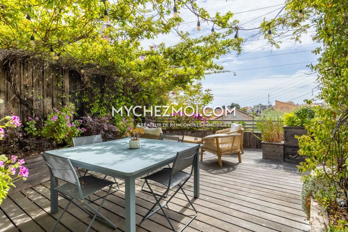 Image No.4-4 Bed Property for sale
