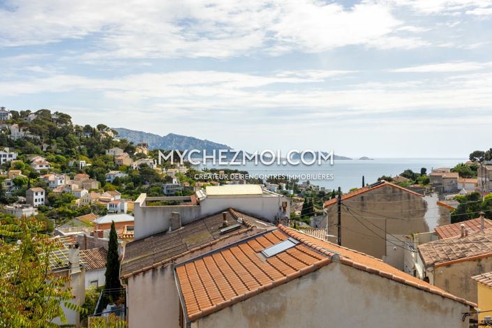 Image No.8-4 Bed Property for sale