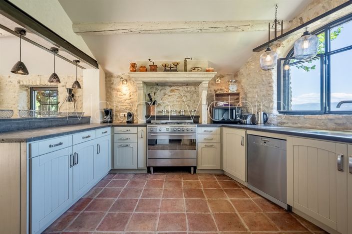 Image No.17-7 Bed House for sale