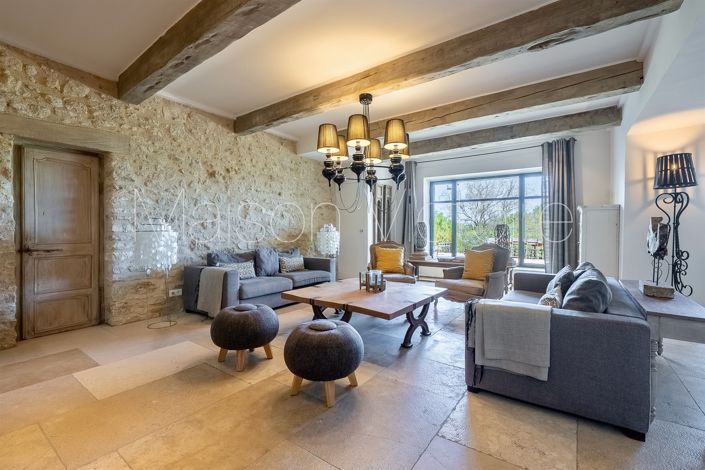 Image No.20-7 Bed House for sale