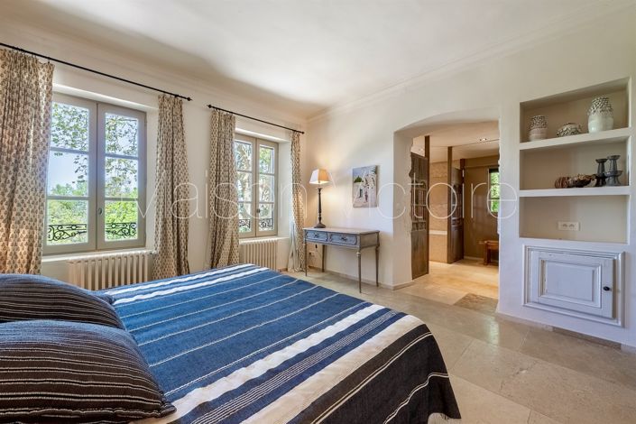 Image No.26-7 Bed House for sale