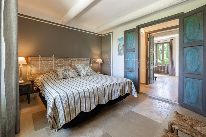Image No.27-7 Bed House for sale