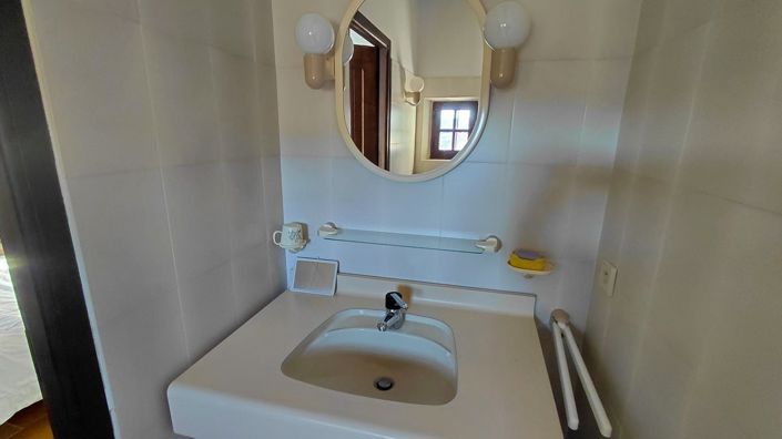 Image No.21-5 Bed House for sale