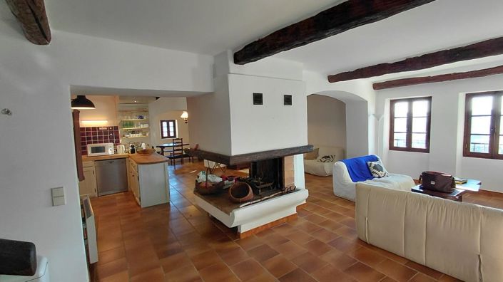 Image No.23-5 Bed House for sale