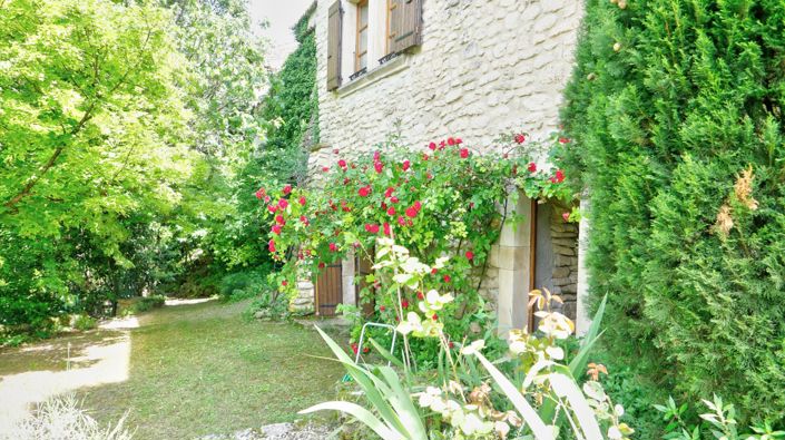 Image No.2-4 Bed House for sale