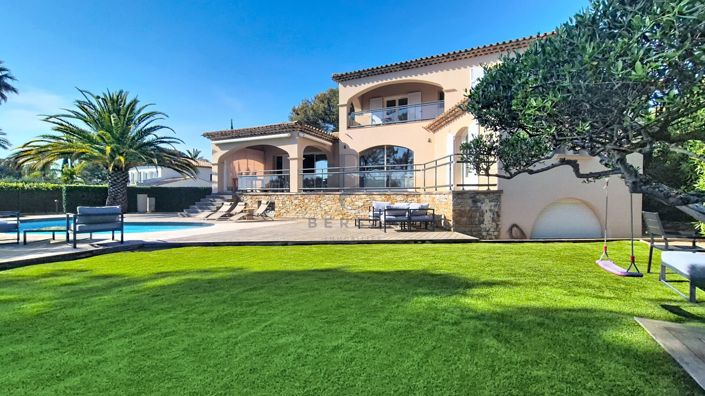 Image No.3-4 Bed House for sale