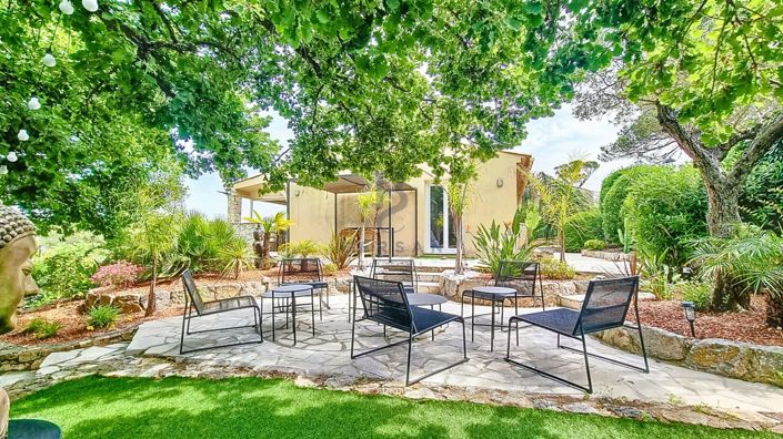 Image No.2-4 Bed House for sale