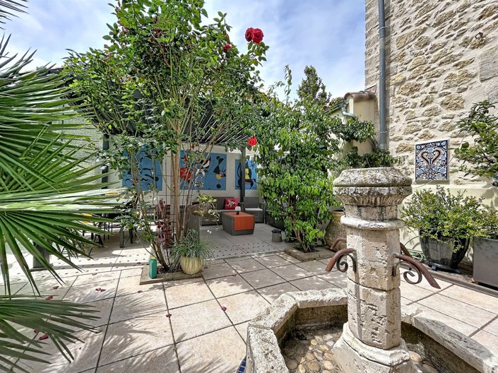 Image No.24-5 Bed House for sale