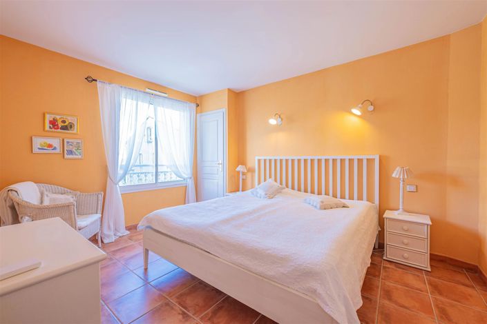 Image No.6-3 Bed Apartment for sale