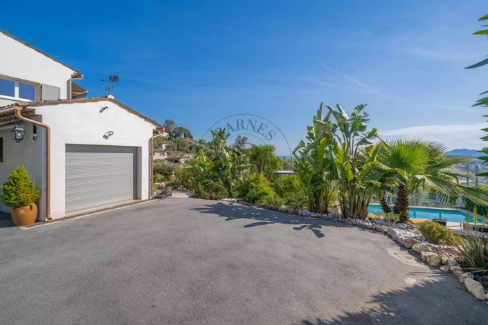 Image No.14-4 Bed House for sale