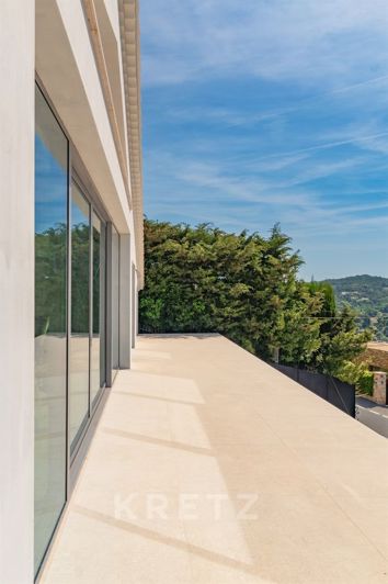 Image No.3-6 Bed Property for sale