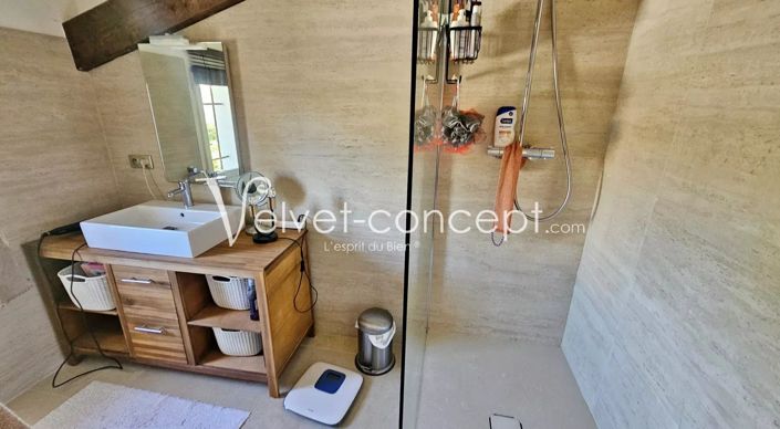 Image No.12-4 Bed House for sale