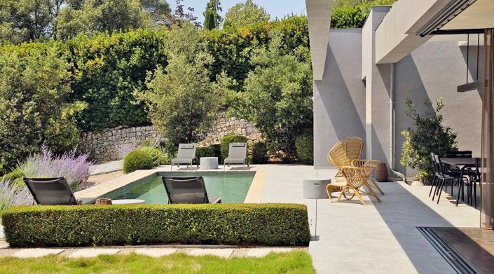 Image No.3-4 Bed House for sale