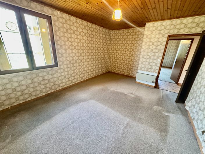 Image No.12-5 Bed House for sale