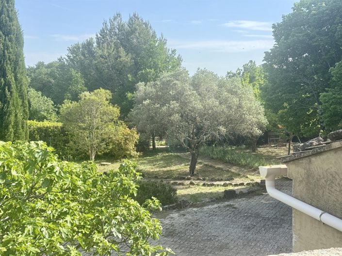 Image No.20-5 Bed House for sale