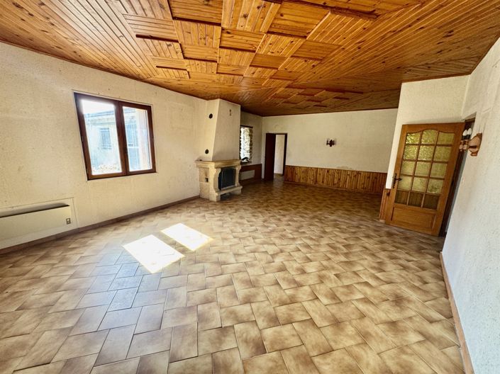 Image No.6-5 Bed House for sale