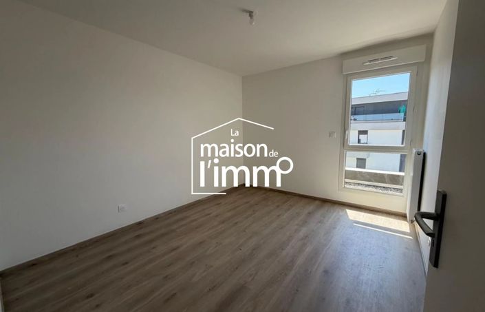 Image No.12-3 Bed Apartment for sale