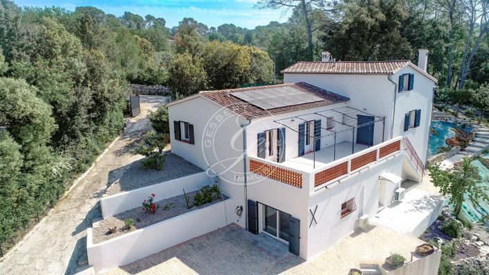 Image No.24-6 Bed House for sale