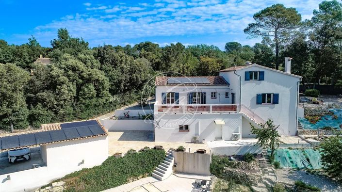 Image No.30-6 Bed House for sale