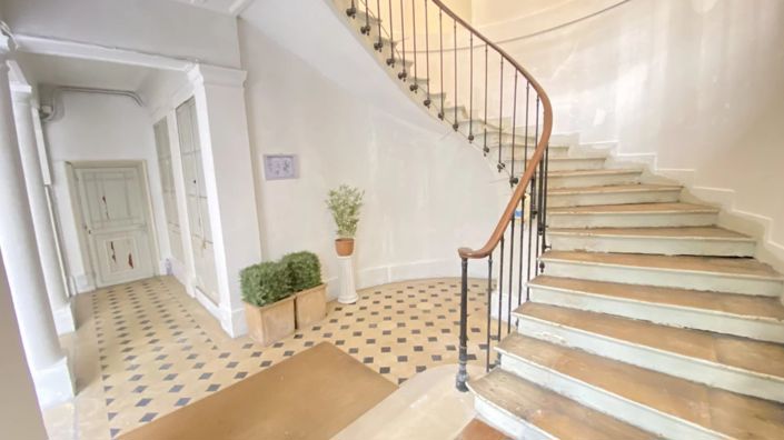 Image No.5-Apartment for sale