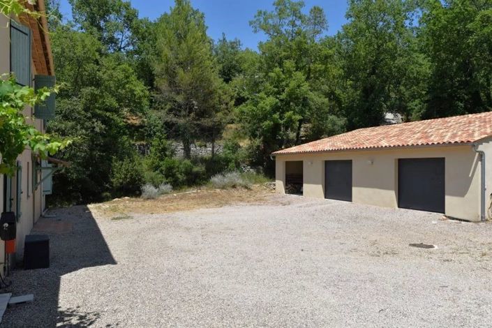 Image No.20-4 Bed House for sale
