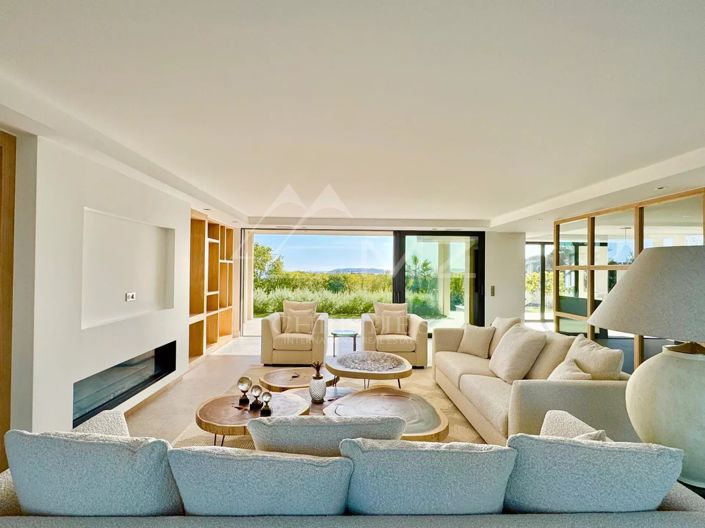 Image No.5-4 Bed House for sale