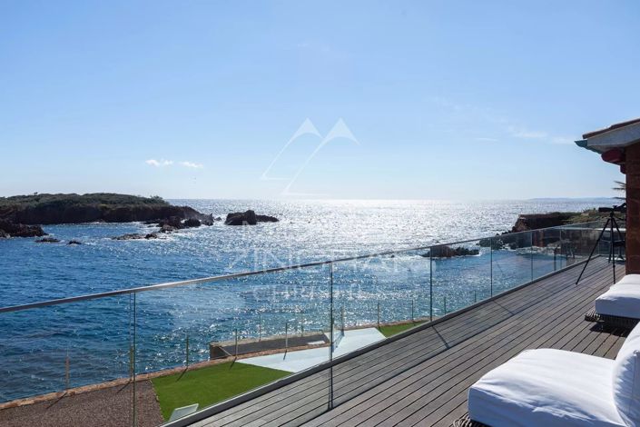 Image No.8-4 Bed House for sale