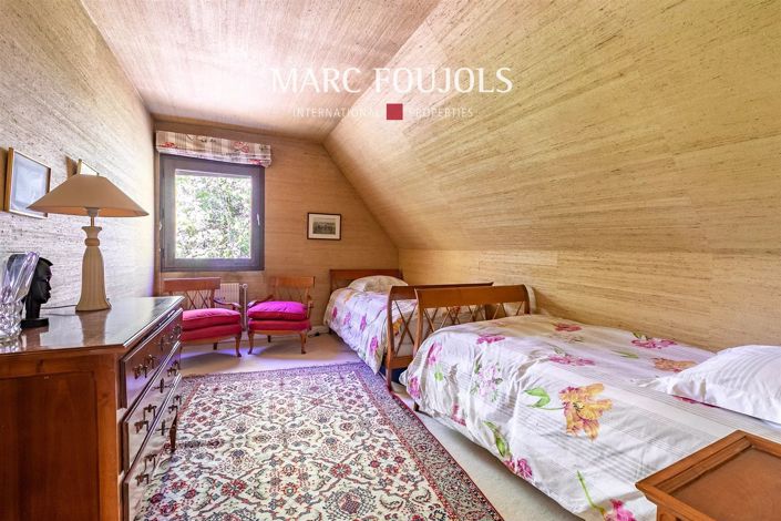 Image No.17-4 Bed House for sale
