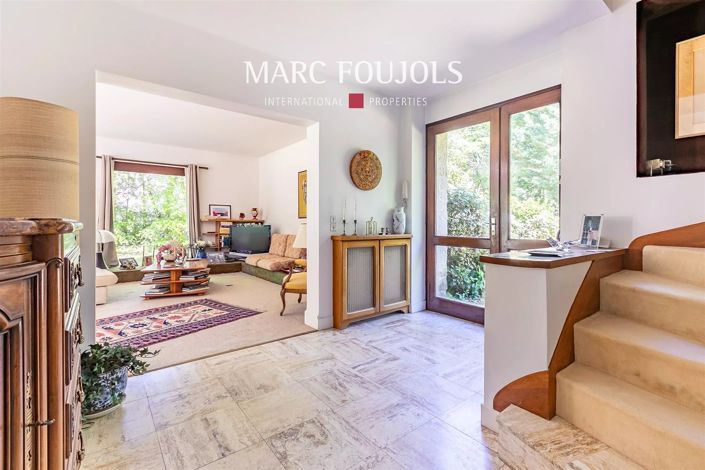 Image No.6-4 Bed House for sale