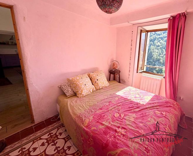 Image No.16-3 Bed House for sale