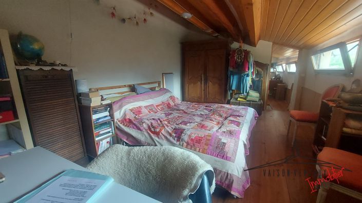 Image No.17-3 Bed House for sale