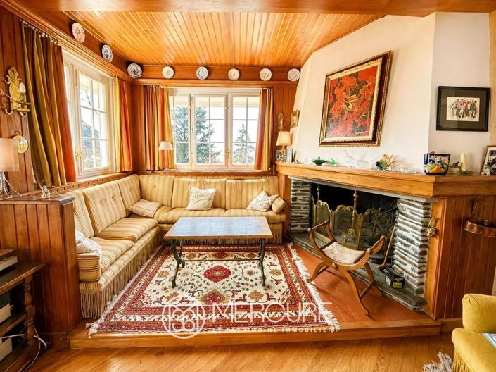 Image No.2-10 Bed House for sale