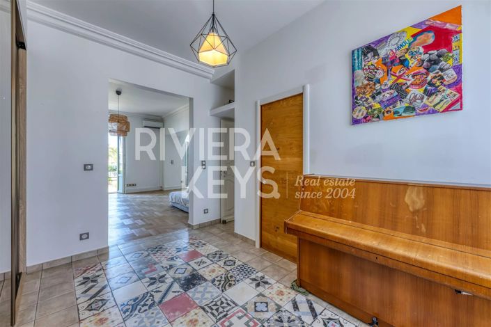 Image No.11-4 Bed Apartment for sale