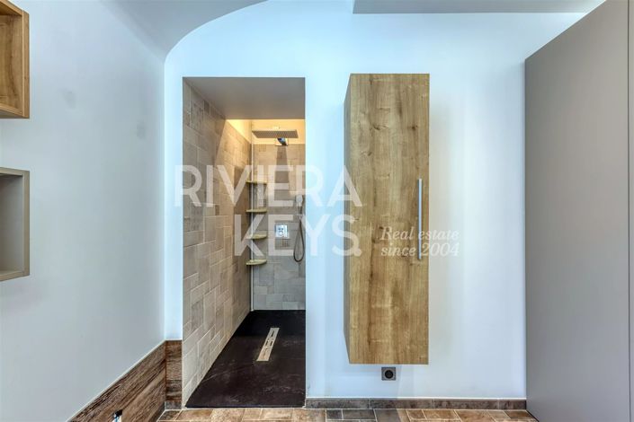 Image No.16-4 Bed Apartment for sale