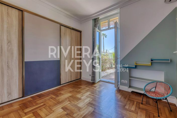 Image No.19-4 Bed Apartment for sale