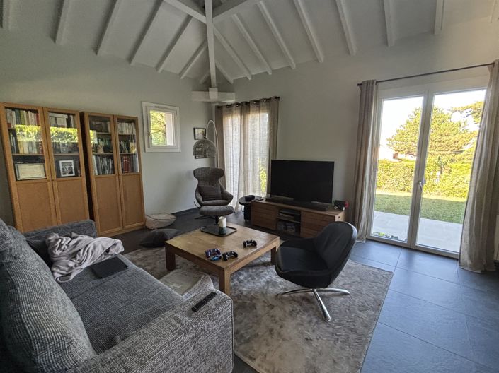 Image No.5-4 Bed House for sale