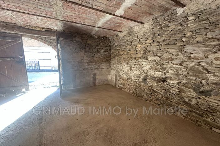 Image No.3-1 Bed House for sale