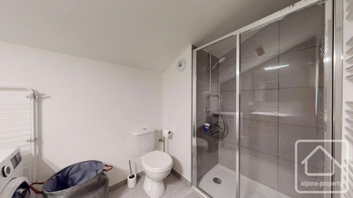 Image No.16-2 Bed Apartment for sale