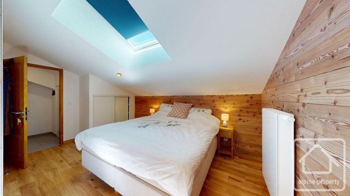 Image No.18-2 Bed Apartment for sale