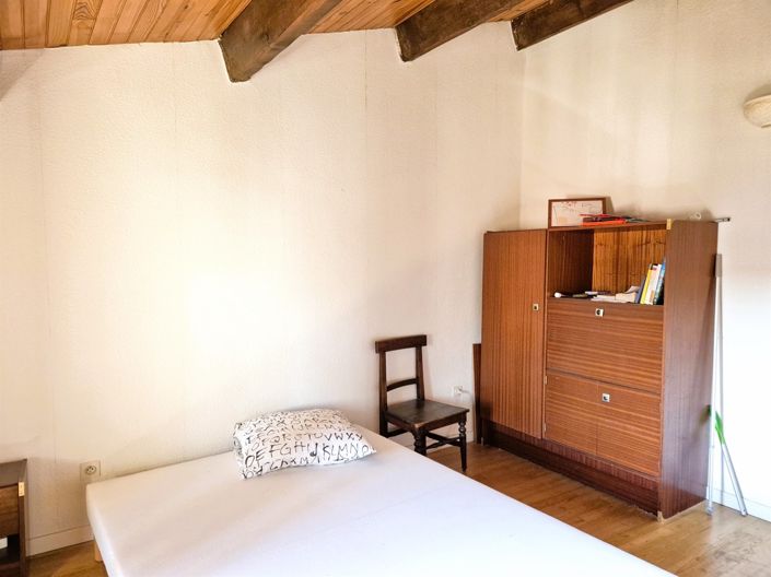 Image No.18-5 Bed House for sale