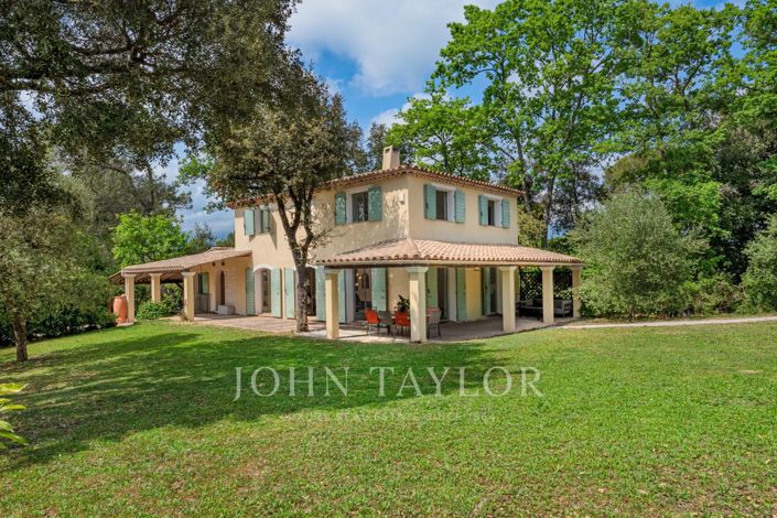 Image No.2-5 Bed House for sale