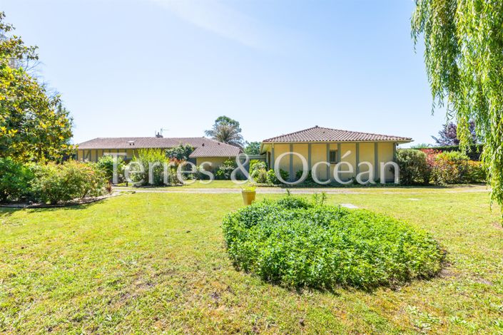 Image No.15-8 Bed House for sale