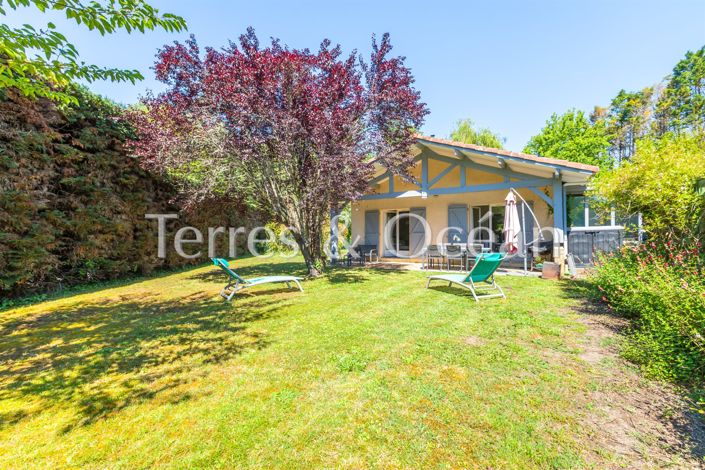 Image No.17-8 Bed House for sale