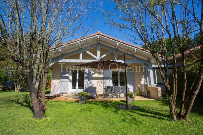 Image No.7-8 Bed House for sale