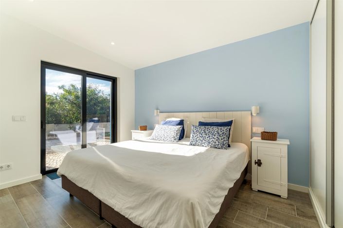 Image No.25-4 Bed House for sale