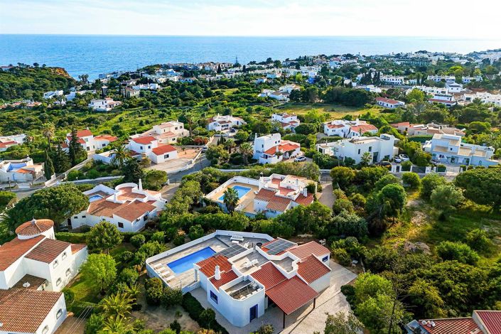 Image No.47-4 Bed House for sale