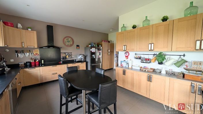 Image No.4-Propriété de 5 chambres à vendre à Puisserguier